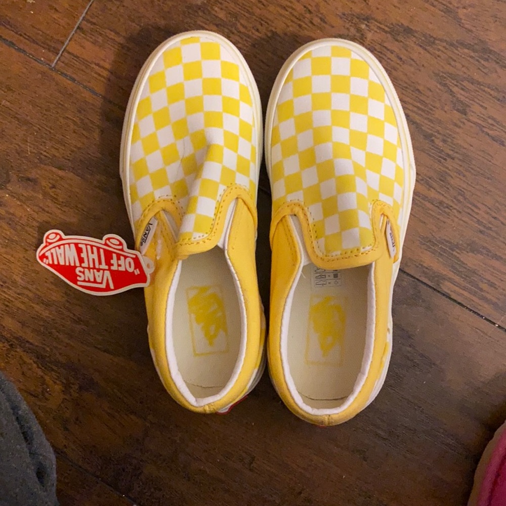 Kids size 13y, Yellow and white checkered vans never worn